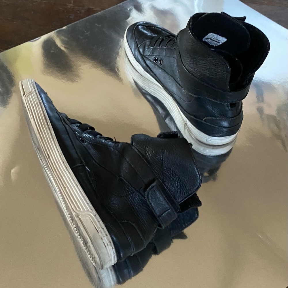 Beautiful TiME leather high tops